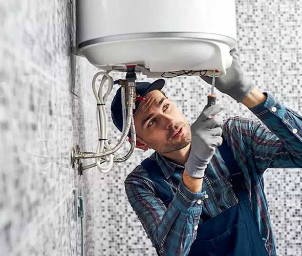 Expert Plumber for Hot Water Tank Maintenance in Copiague, NY: Schedule Reliable Maintenance Services with Us